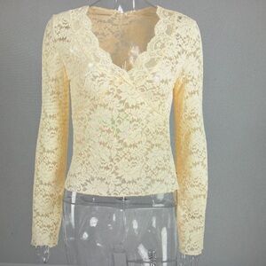 Elegant Lace V-Neck Top - Cream